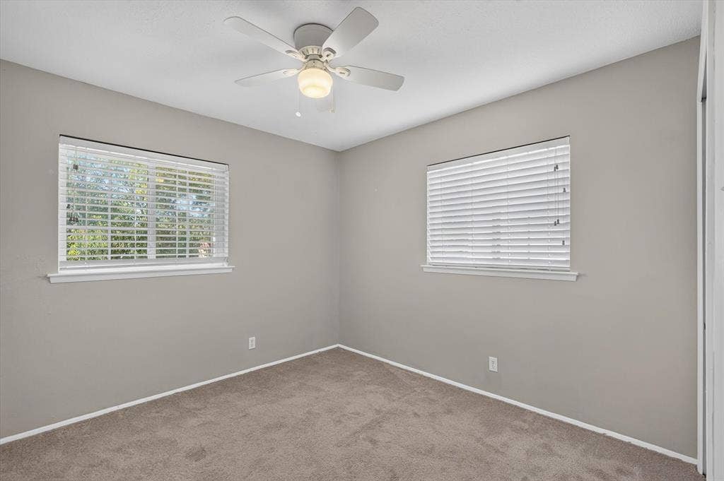 828 Kingswood Avenue, Richardson, TX 75080