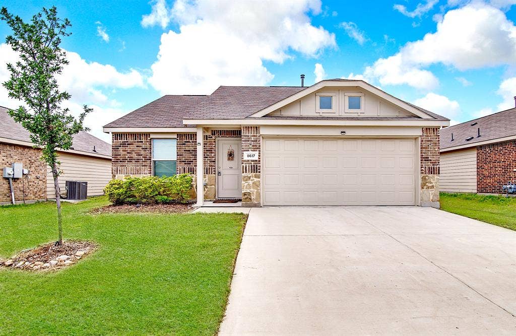 8617 Thicket Ridge Street, Fort Worth, TX 76123 8617 Thicket Ridge Street, Fort Worth, TX 76123