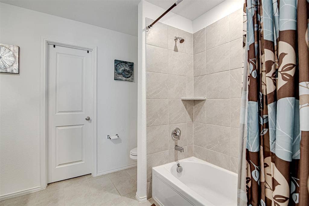 8617 Thicket Ridge Street, Fort Worth, TX 76123 8617 Thicket Ridge Street, Fort Worth, TX 76123