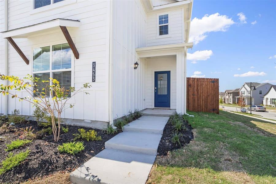 Property photo for 3453 Lake District Lane, Fort Worth, TX