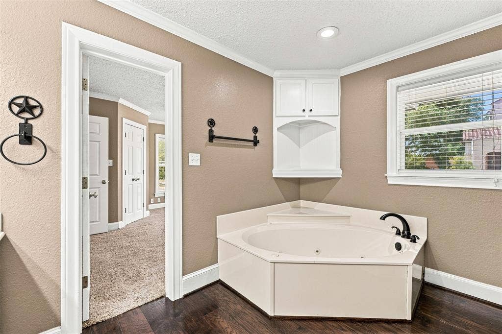 110 S Marable Street, West, TX 76691 110 S Marable Street, West, TX 76691