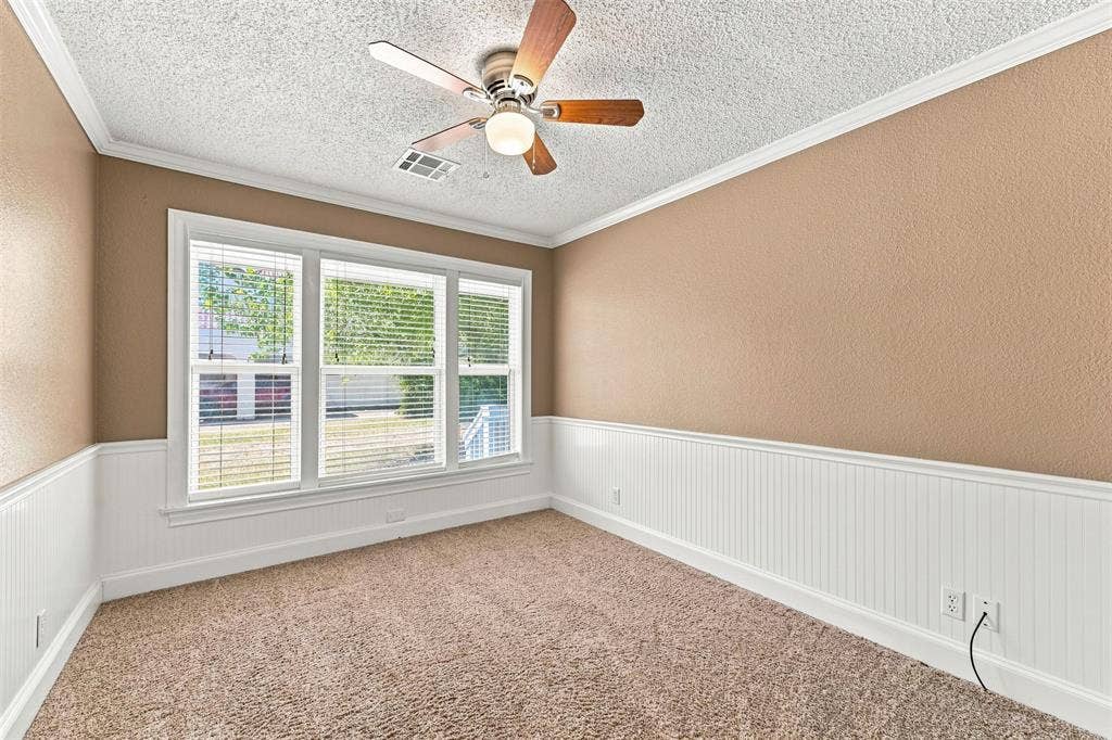 110 S Marable Street, West, TX 76691 110 S Marable Street, West, TX 76691