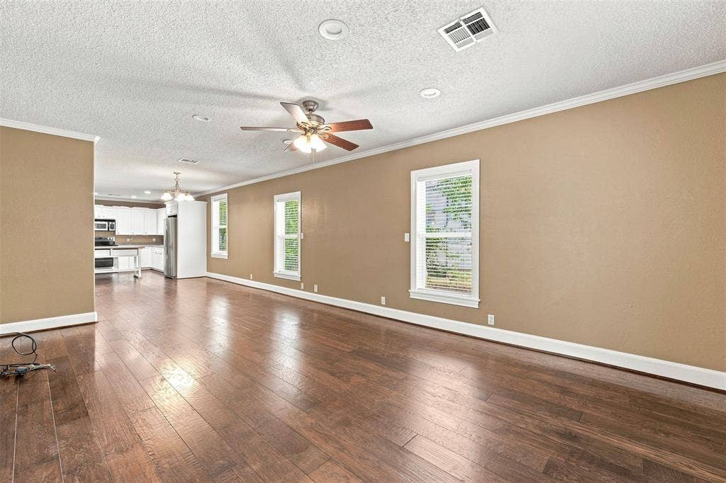 110 S Marable Street, West, TX 76691 110 S Marable Street, West, TX 76691