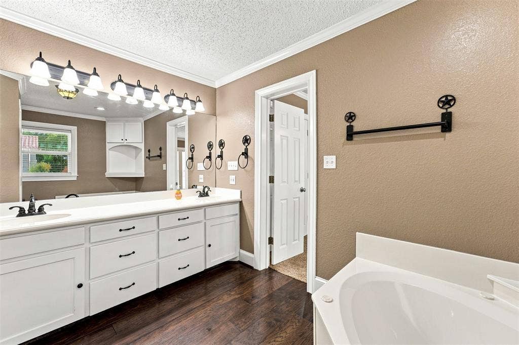 110 S Marable Street, West, TX 76691 110 S Marable Street, West, TX 76691