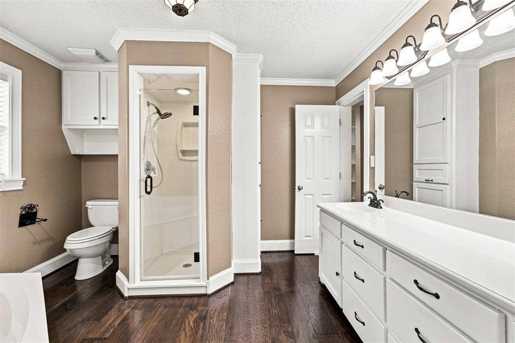 110 S Marable Street, West, TX 76691 110 S Marable Street, West, TX 76691