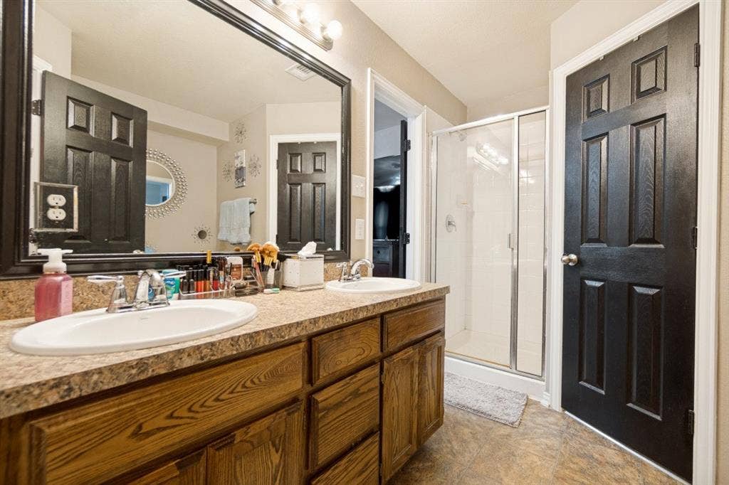 3031 Appaloosa Drive, Dallas, TX 75237 3031 Appaloosa Drive, Dallas, TX 75237
