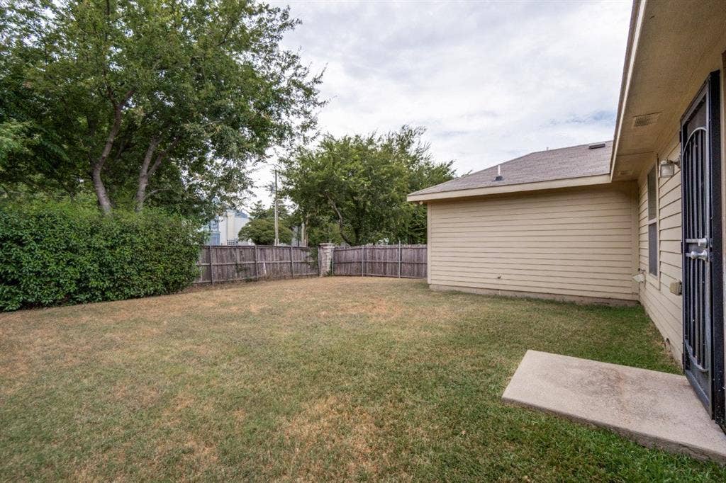 3031 Appaloosa Drive, Dallas, TX 75237 3031 Appaloosa Drive, Dallas, TX 75237