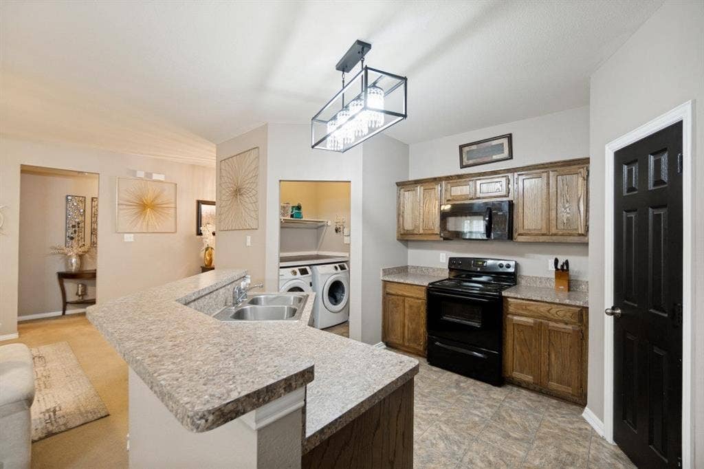 3031 Appaloosa Drive, Dallas, TX 75237 3031 Appaloosa Drive, Dallas, TX 75237