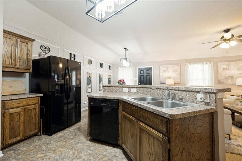 3031 Appaloosa Drive, Dallas, TX 75237 3031 Appaloosa Drive, Dallas, TX 75237