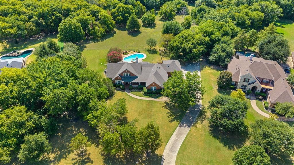465 Bee Caves Road, Lucas, TX 75002 465 Bee Caves Road, Lucas, TX 75002