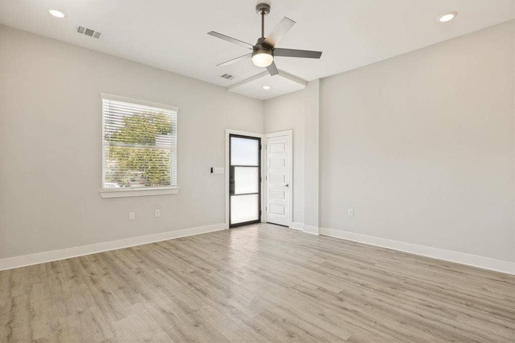 1042 Rosemont Street, #1, Austin, TX 78723 1042 Rosemont Street, #1, Austin, TX 78723