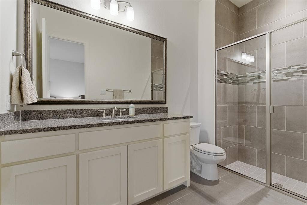 2801 Seabiscuit Road, Celina, TX 75009 Ensuite bath