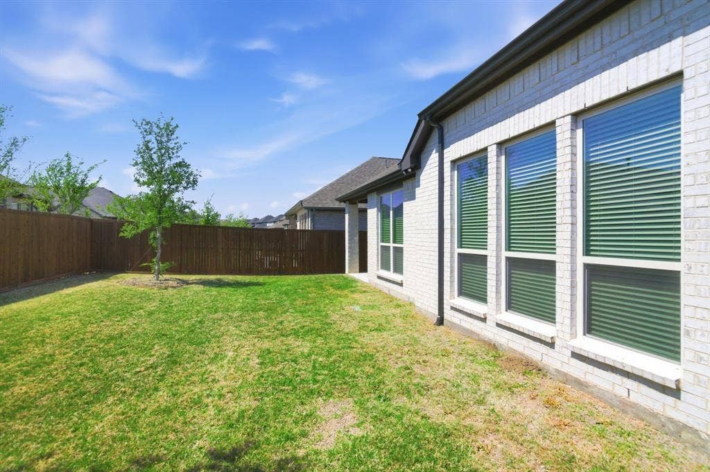 910 Winter Cherry Lane, Haslet, TX 76052 910 Winter Cherry Lane, Haslet, TX 76052