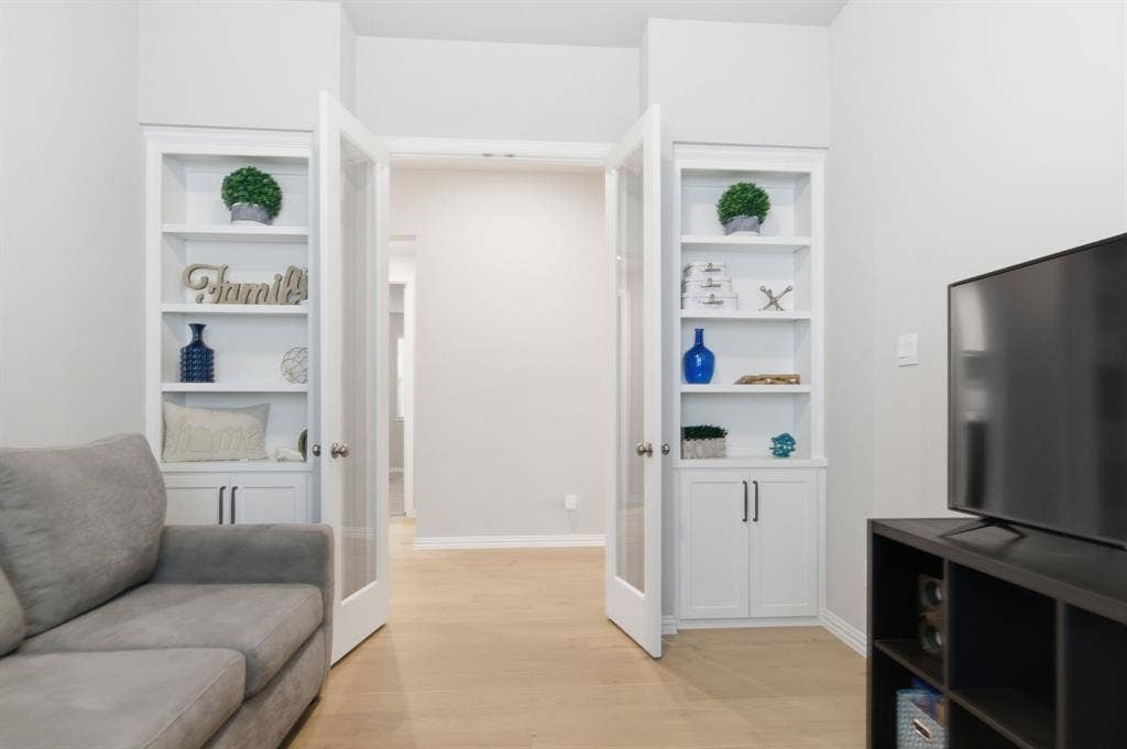 910 Winter Cherry Lane, Haslet, TX 76052 910 Winter Cherry Lane, Haslet, TX 76052
