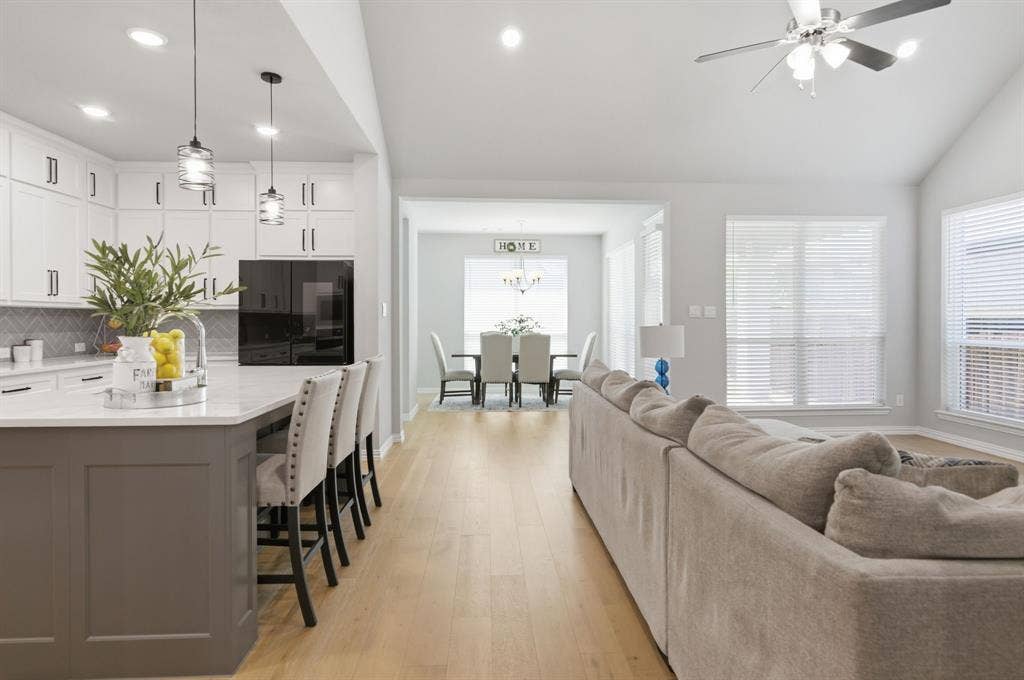 910 Winter Cherry Lane, Haslet, TX 76052 910 Winter Cherry Lane, Haslet, TX 76052