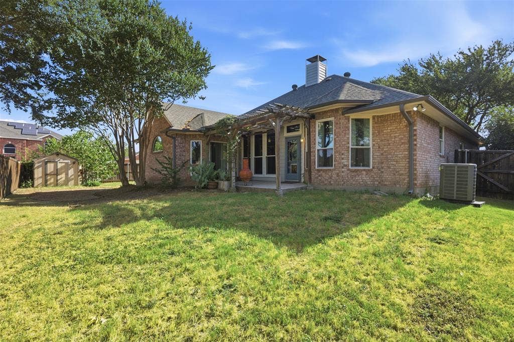 104 Clear Creek Drive, Red Oak, TX 75154 104 Clear Creek Drive, Red Oak, TX 75154