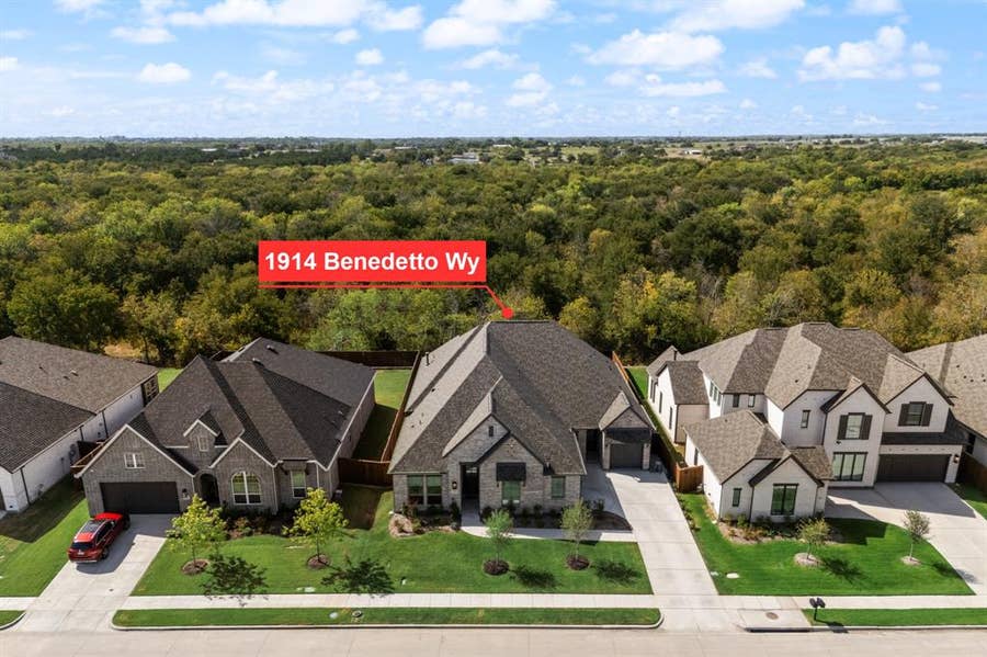 Property photo for 1914 Benedetto Way, McLendon Chisholm, TX
