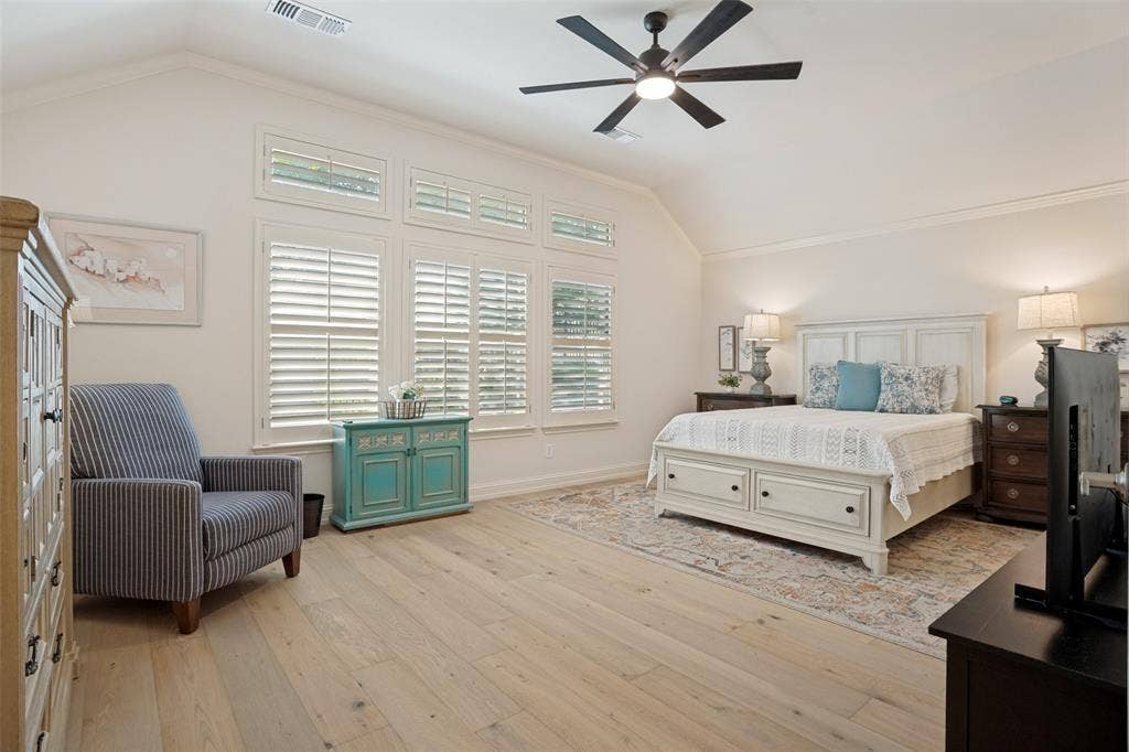 705 Mustang Drive, Fairview, TX 75069 Generous primary master bedroom retreat!