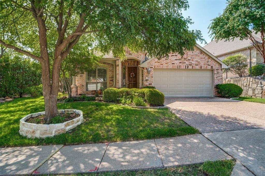 705 Mustang Drive, Fairview, TX 75069 Wonderful location in Heritage Ranch on a quiet street.