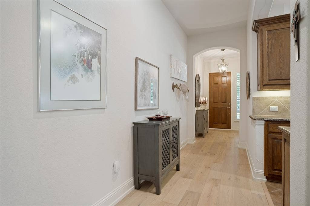 705 Mustang Drive, Fairview, TX 75069 View towards front door and office at the front.