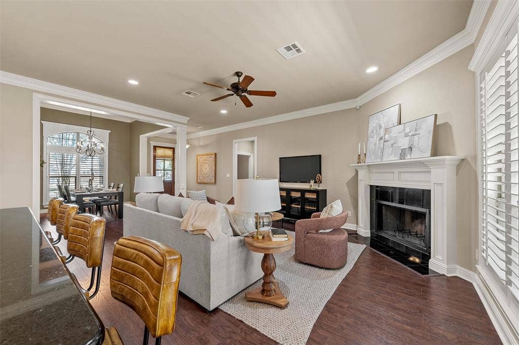 337 Edinburgh Lane, Waco, TX 76712 337 Edinburgh Lane, Waco, TX 76712