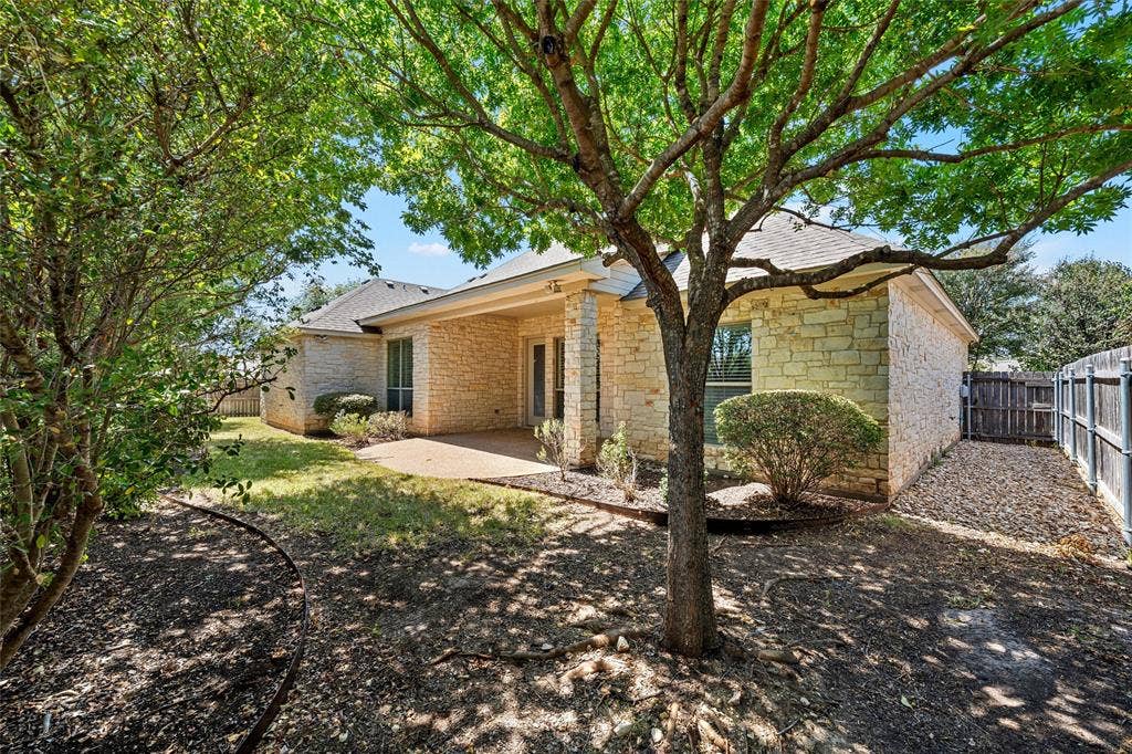 337 Edinburgh Lane, Waco, TX 76712 337 Edinburgh Lane, Waco, TX 76712