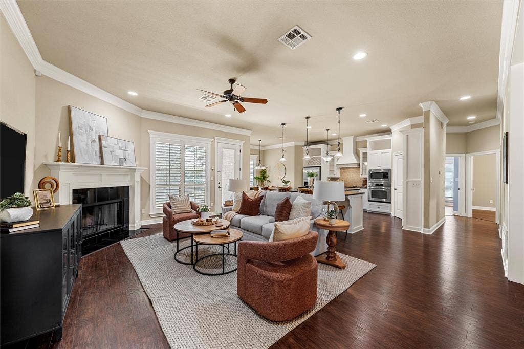 337 Edinburgh Lane, Waco, TX 76712 337 Edinburgh Lane, Waco, TX 76712
