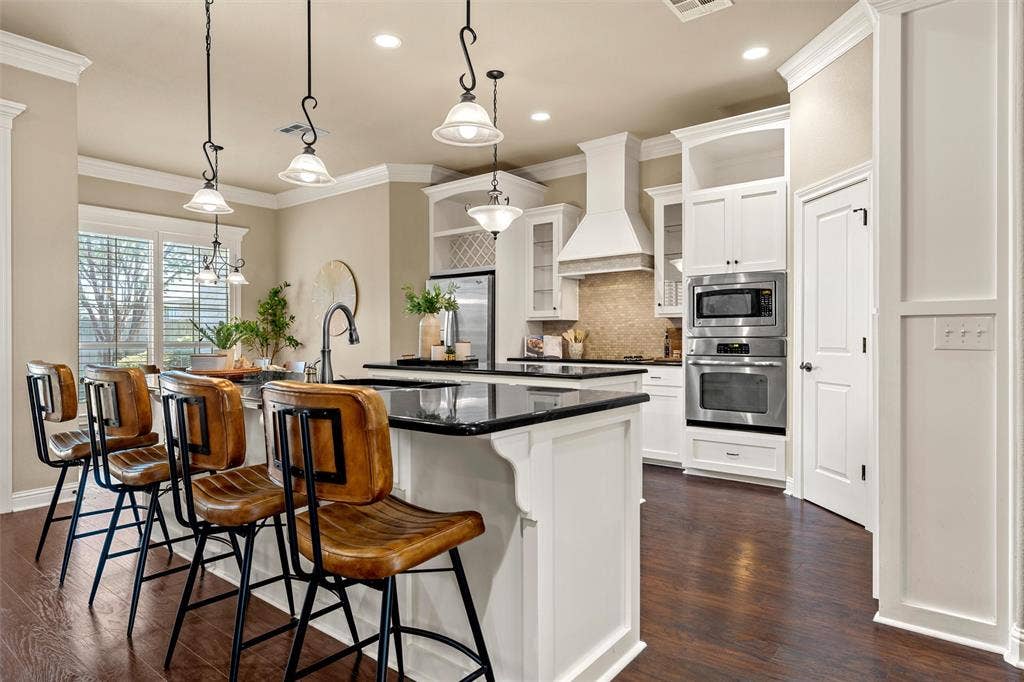 337 Edinburgh Lane, Waco, TX 76712 337 Edinburgh Lane, Waco, TX 76712