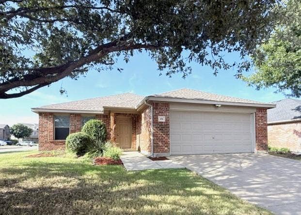 Property photo for 436 Emerald Creek Drive, Fort Worth, TX