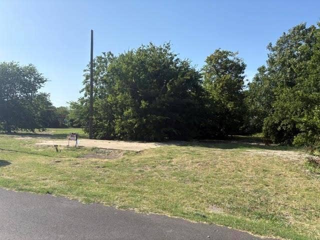 Property photo for 101 Water Street, Red Oak, TX