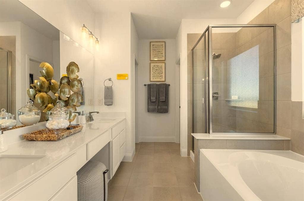 2600 Three Bars Lane, Anna, TX 75409 Separate tub and shower example