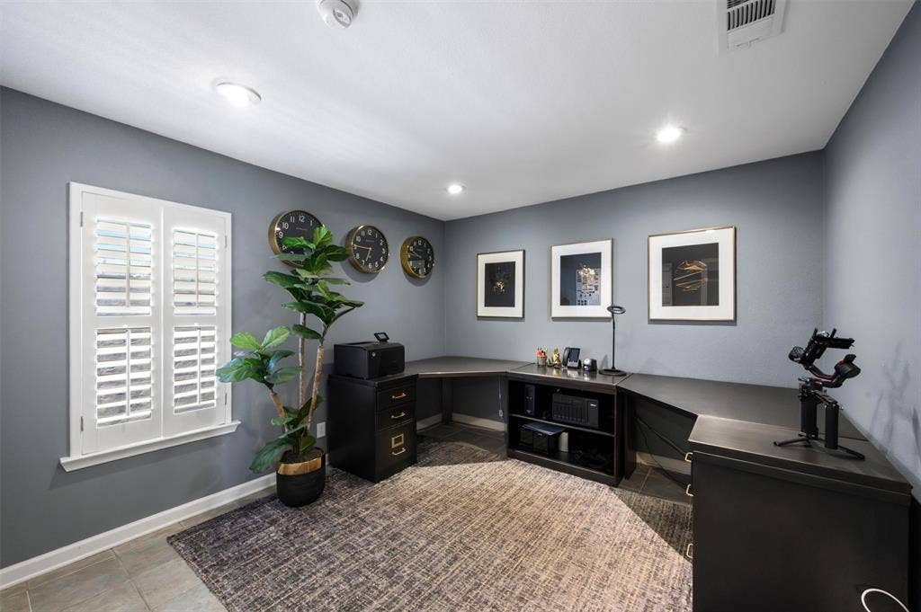 2655 Myrtle Springs Avenue, Dallas, TX 75220 2655 Myrtle Springs Avenue, Dallas, TX 75220