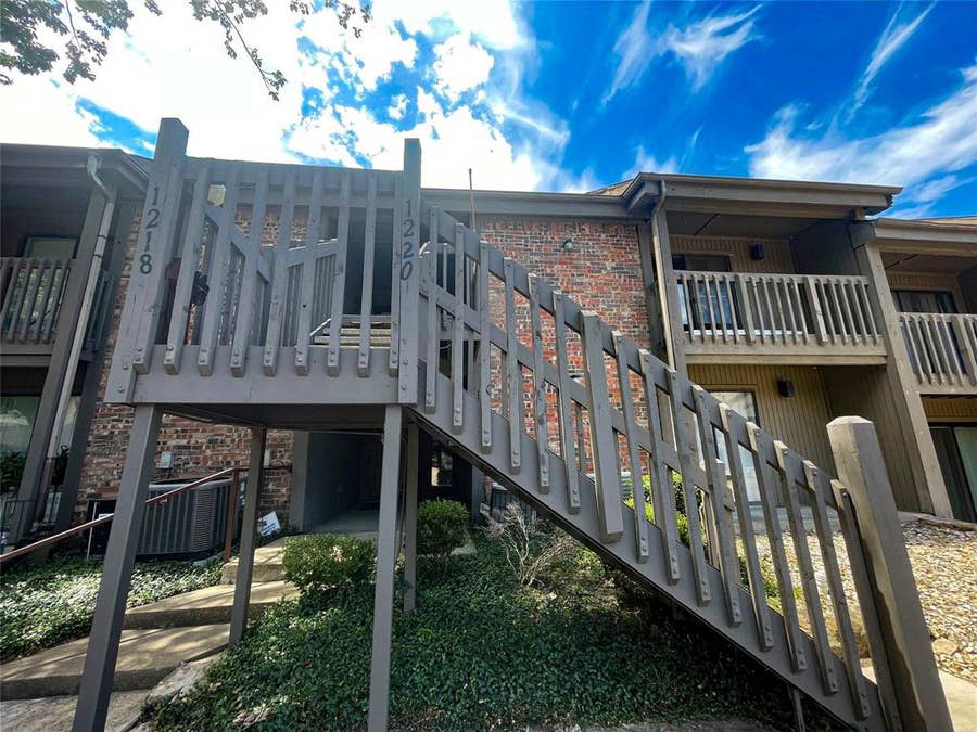 Property photo for 1220 Signal Ridge Place, Rockwall, TX