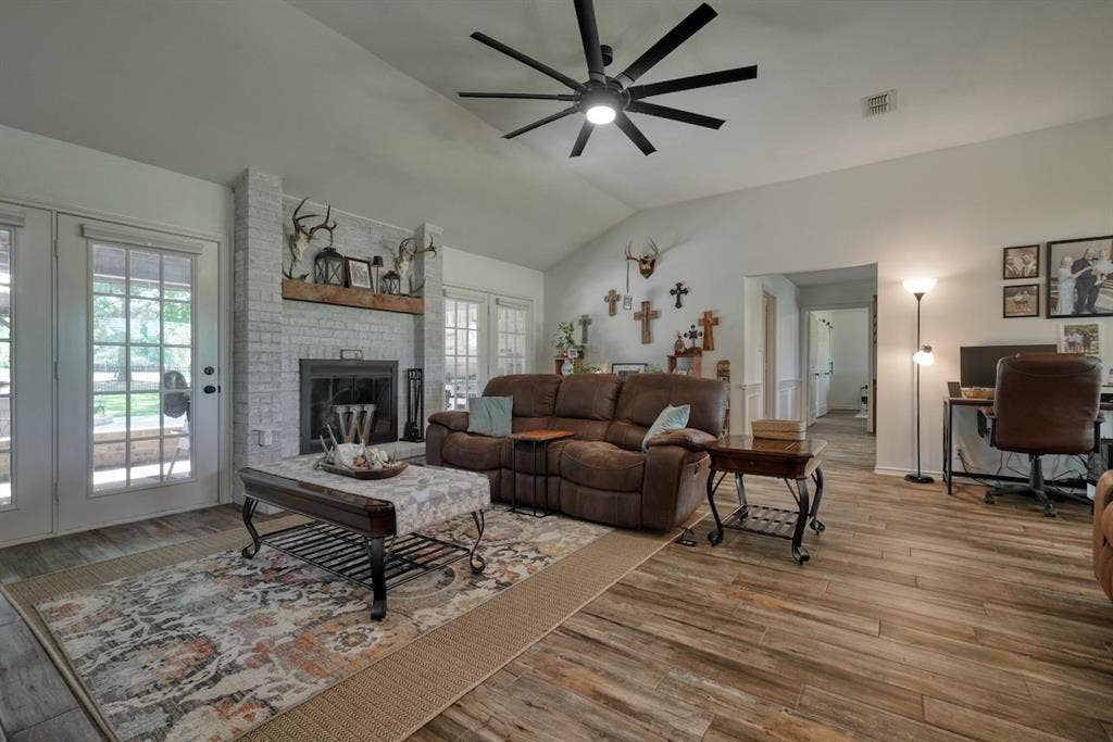 127 Clubview Drive, Hideaway, TX 75771 127 Clubview Drive, Hideaway, TX 75771