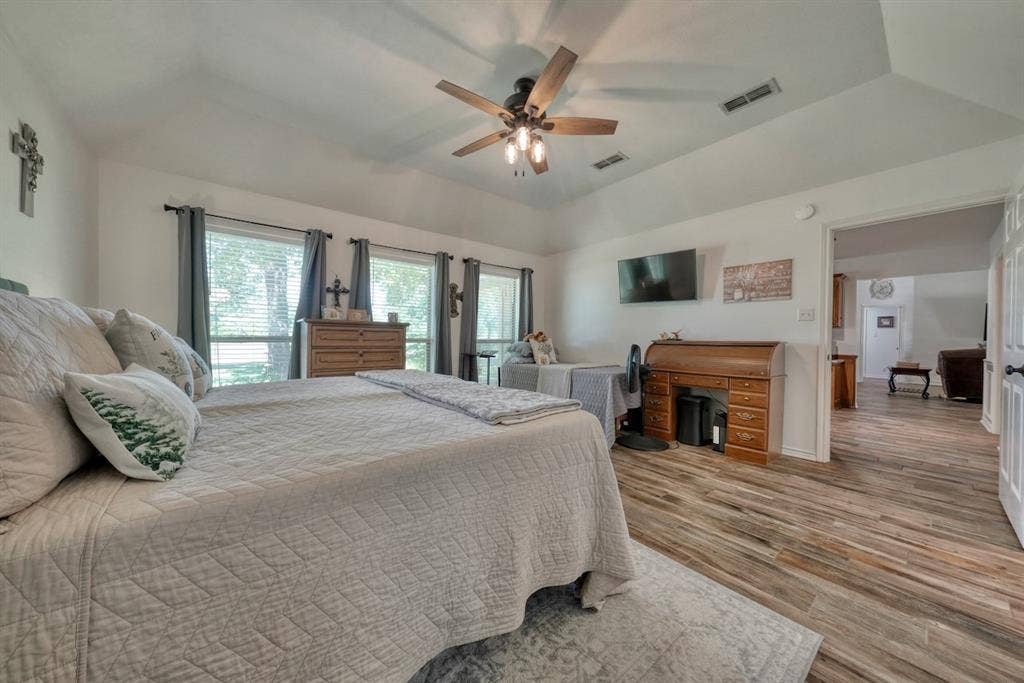 127 Clubview Drive, Hideaway, TX 75771 127 Clubview Drive, Hideaway, TX 75771