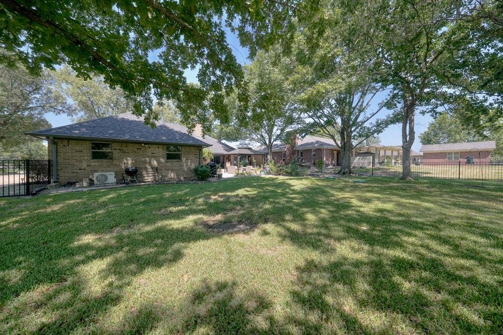 127 Clubview Drive, Hideaway, TX 75771 127 Clubview Drive, Hideaway, TX 75771