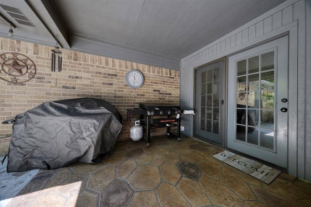 127 Clubview Drive, Hideaway, TX 75771 127 Clubview Drive, Hideaway, TX 75771