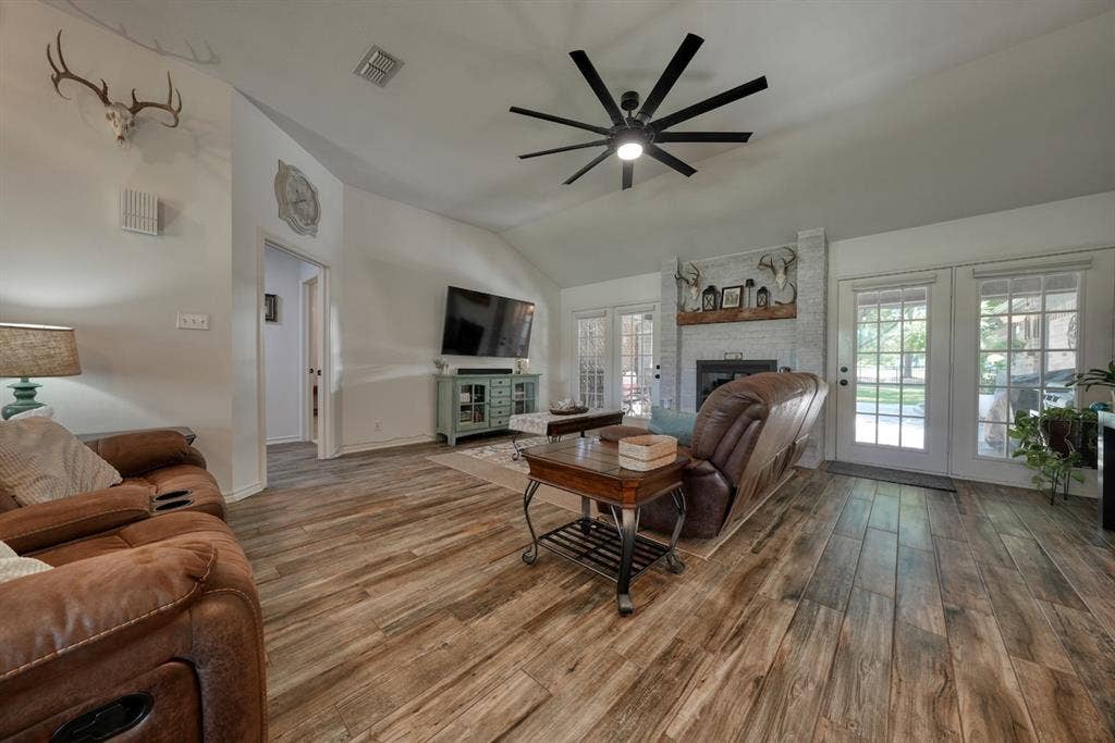127 Clubview Drive, Hideaway, TX 75771 127 Clubview Drive, Hideaway, TX 75771