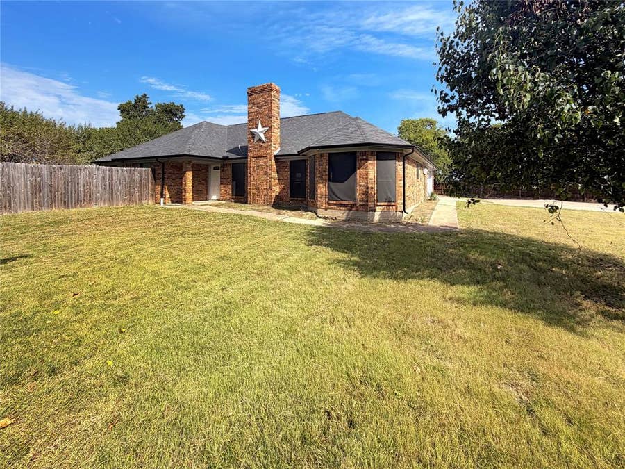 Property photo for 1106 N Atkins Drive, Celeste, TX