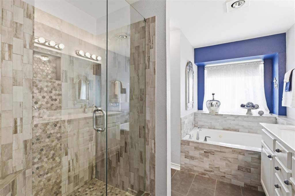 2307 Bristol Drive, Carrollton, TX 75006 2307 Bristol Drive, Carrollton, TX 75006