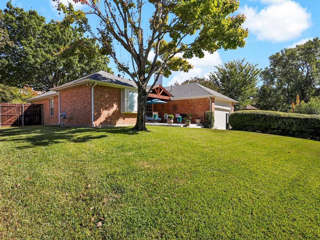 2307 Bristol Drive, Carrollton, TX 75006 2307 Bristol Drive, Carrollton, TX 75006