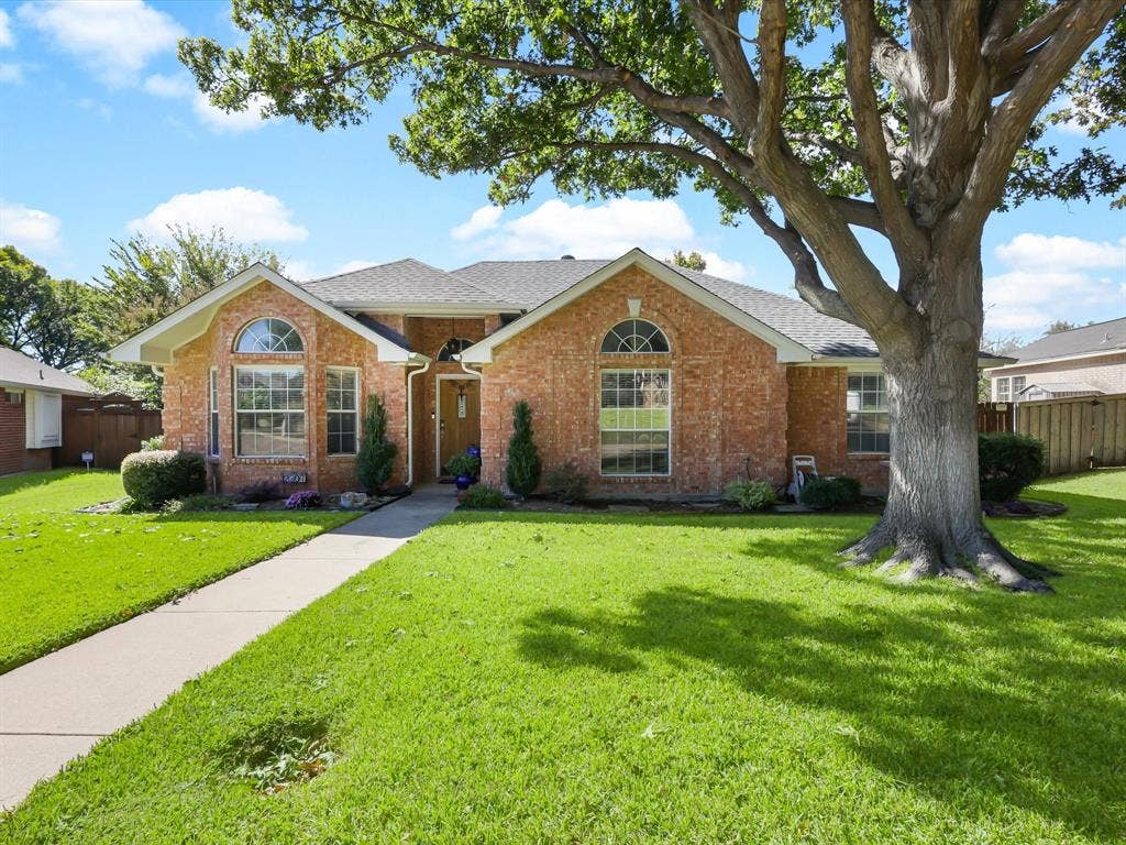 2307 Bristol Drive, Carrollton, TX 75006 2307 Bristol Drive, Carrollton, TX 75006