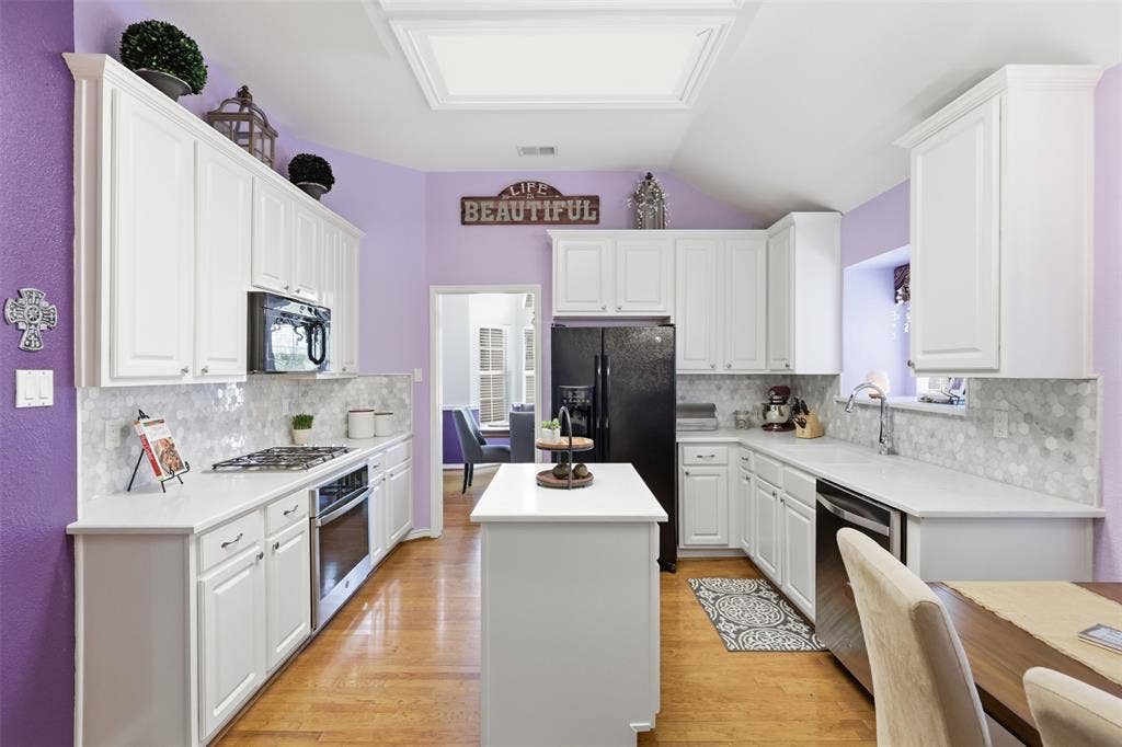 2307 Bristol Drive, Carrollton, TX 75006 2307 Bristol Drive, Carrollton, TX 75006
