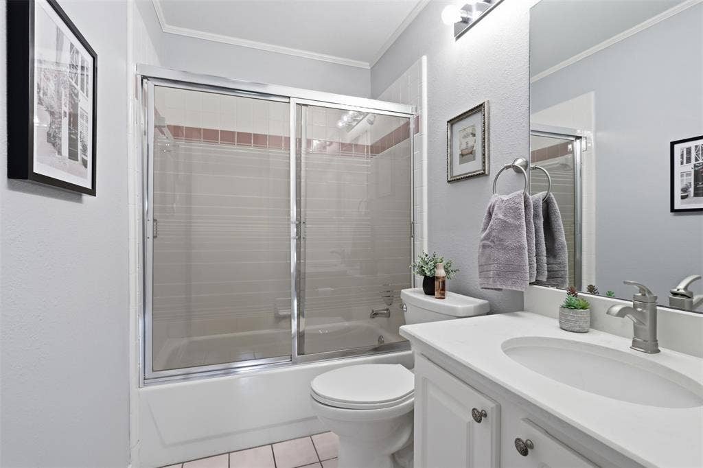 2307 Bristol Drive, Carrollton, TX 75006 2307 Bristol Drive, Carrollton, TX 75006