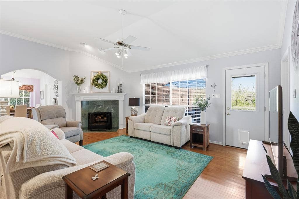 2307 Bristol Drive, Carrollton, TX 75006 2307 Bristol Drive, Carrollton, TX 75006