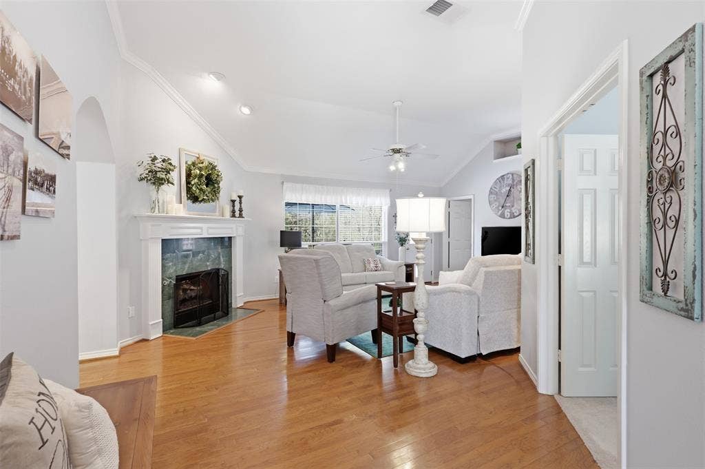 2307 Bristol Drive, Carrollton, TX 75006 2307 Bristol Drive, Carrollton, TX 75006