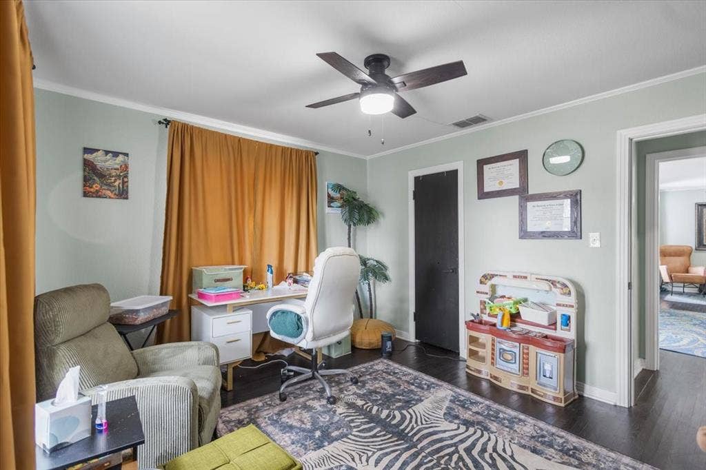 501 Main Street, Lindale, TX 75771