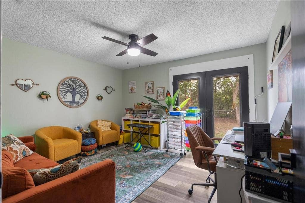 501 Main Street, Lindale, TX 75771