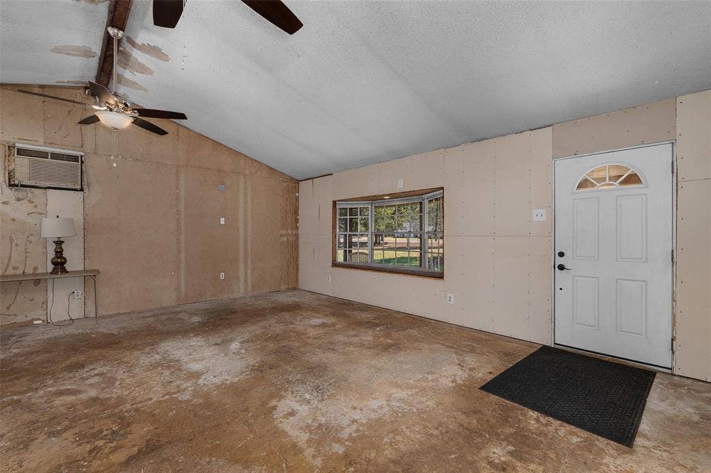 273 Cycle Plant Road, Benton, LA 71006