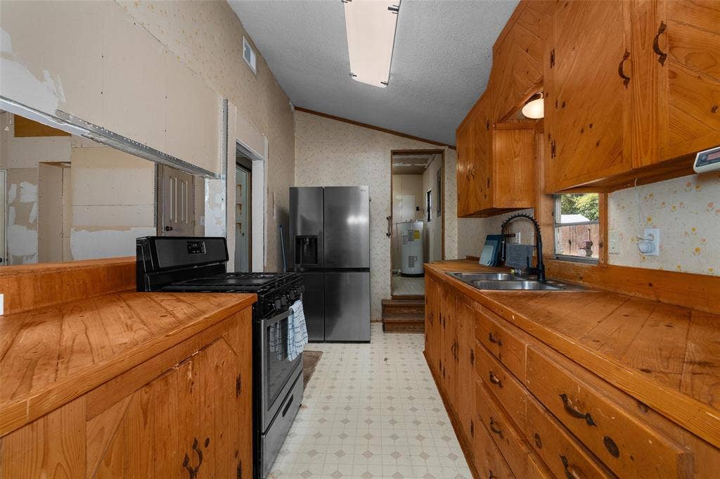 273 Cycle Plant Road, Benton, LA 71006
